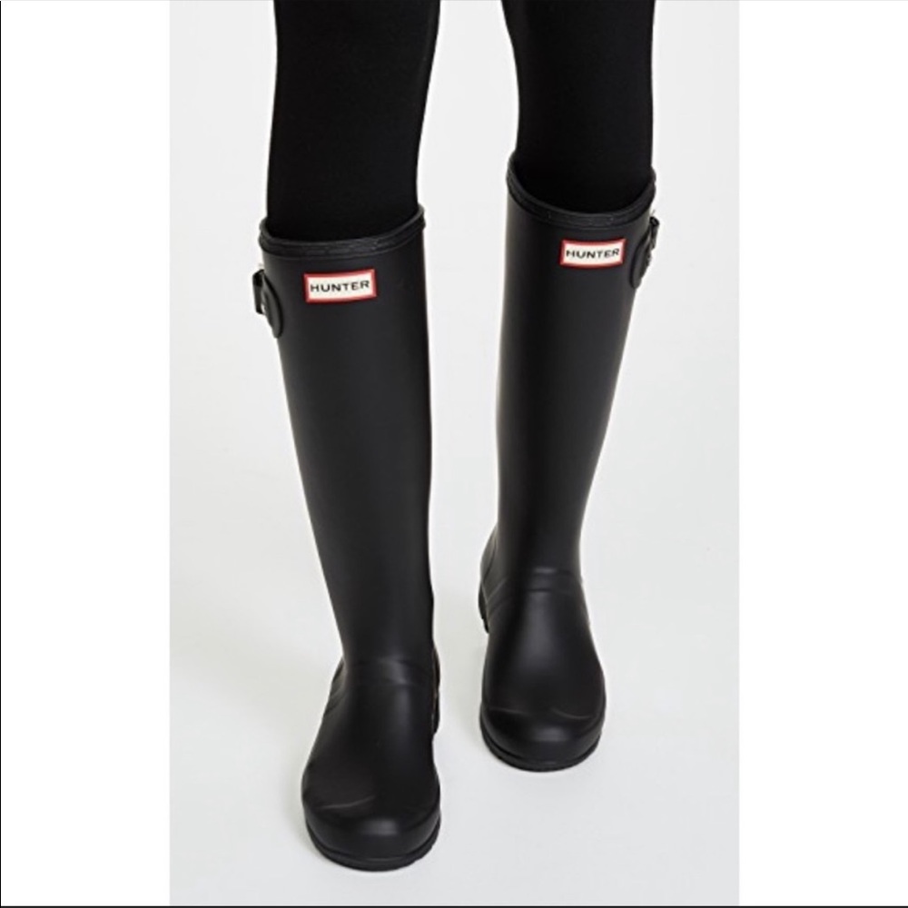 SOLD Black matte original hunter boots